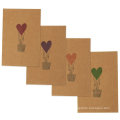 Bunte Herz-Luftballon-Entwürfe lieben Kraftpapier-Gruß-Karten Browns Kraftpapier